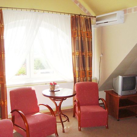 Motel Zacisze Łomża Buitenkant foto