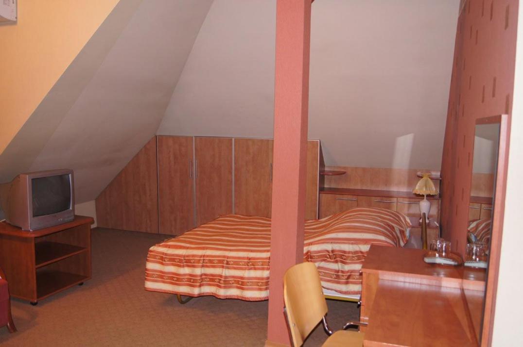 Motel Zacisze Łomża Buitenkant foto