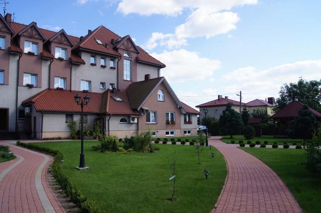 Motel Zacisze Łomża Buitenkant foto